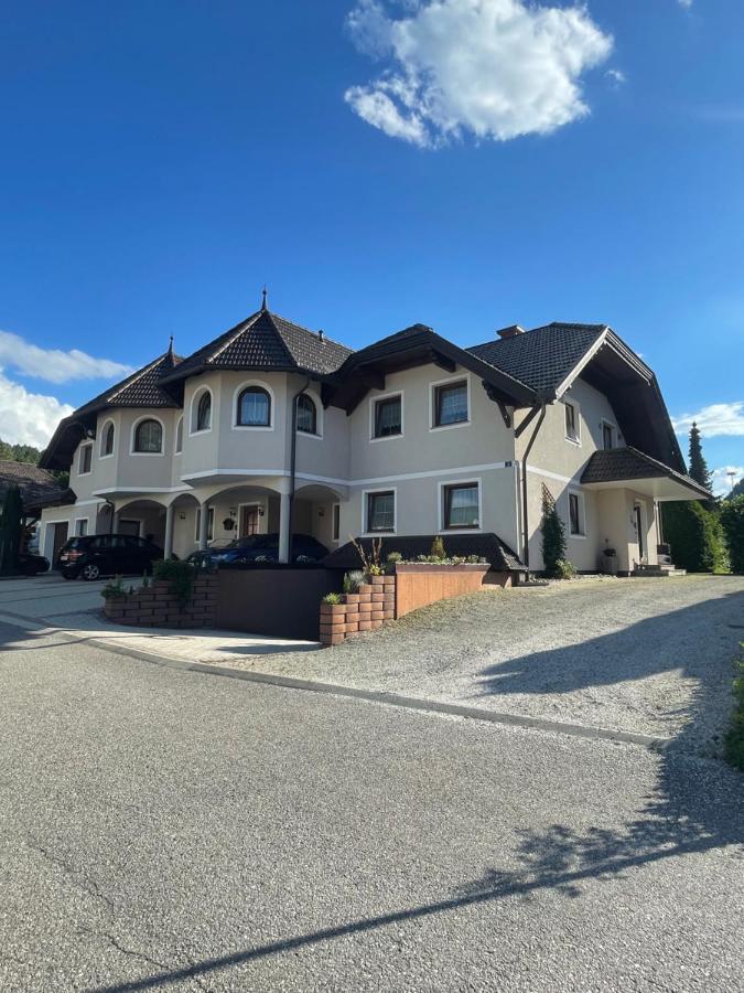 Haus Zum Glueck Apartman Reifnitz Kültér fotó