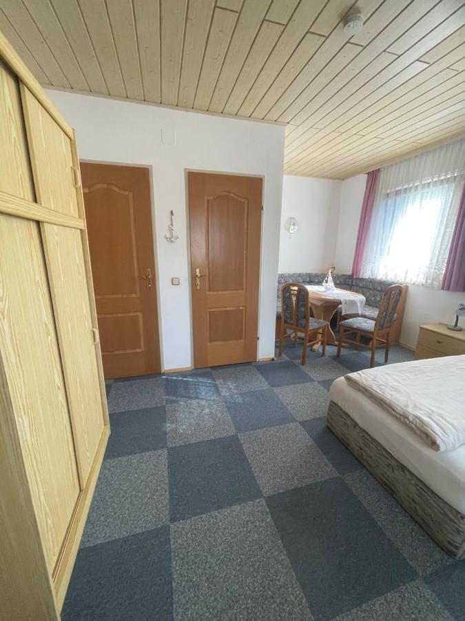 Haus Zum Glueck Apartman Reifnitz Kültér fotó
